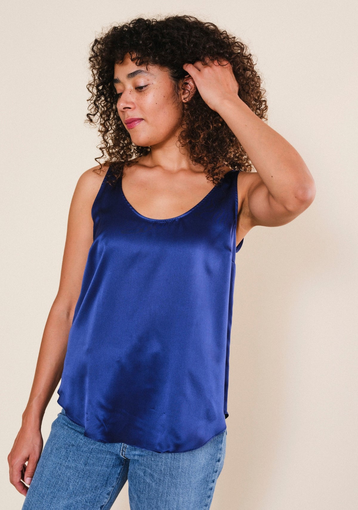 Poplinen Isa navy silk tank top made from luxurious 18-momme silk with an elegant drape