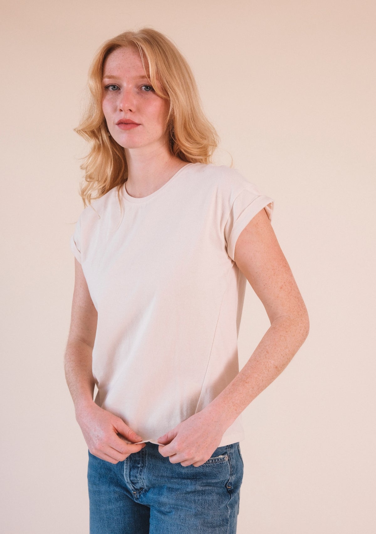 Women's Hemp Tee in the rich color Pecan is made from a blend of Hemp and Organic Cotton Jersey sizex XS-3X Made in America Sustainable Women's Tee color Natural