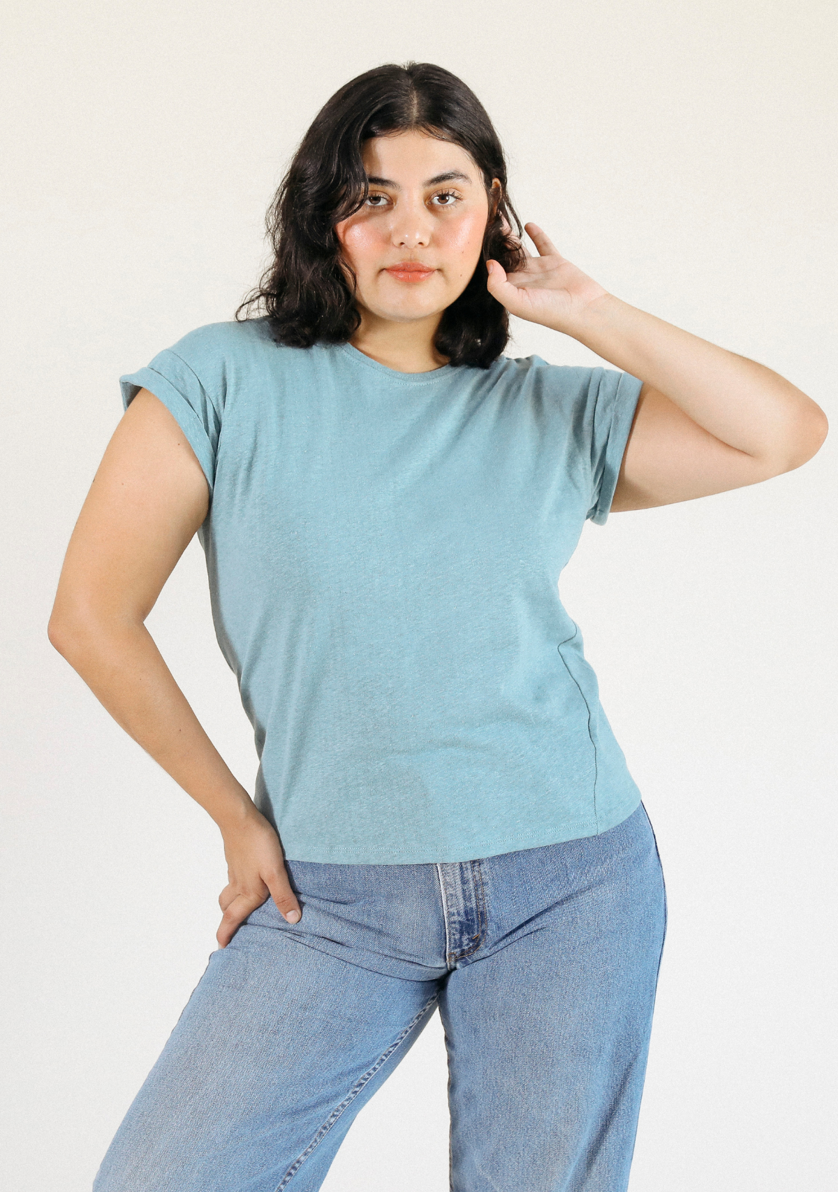 Size-inclusive hemp and organic cotton tee for women