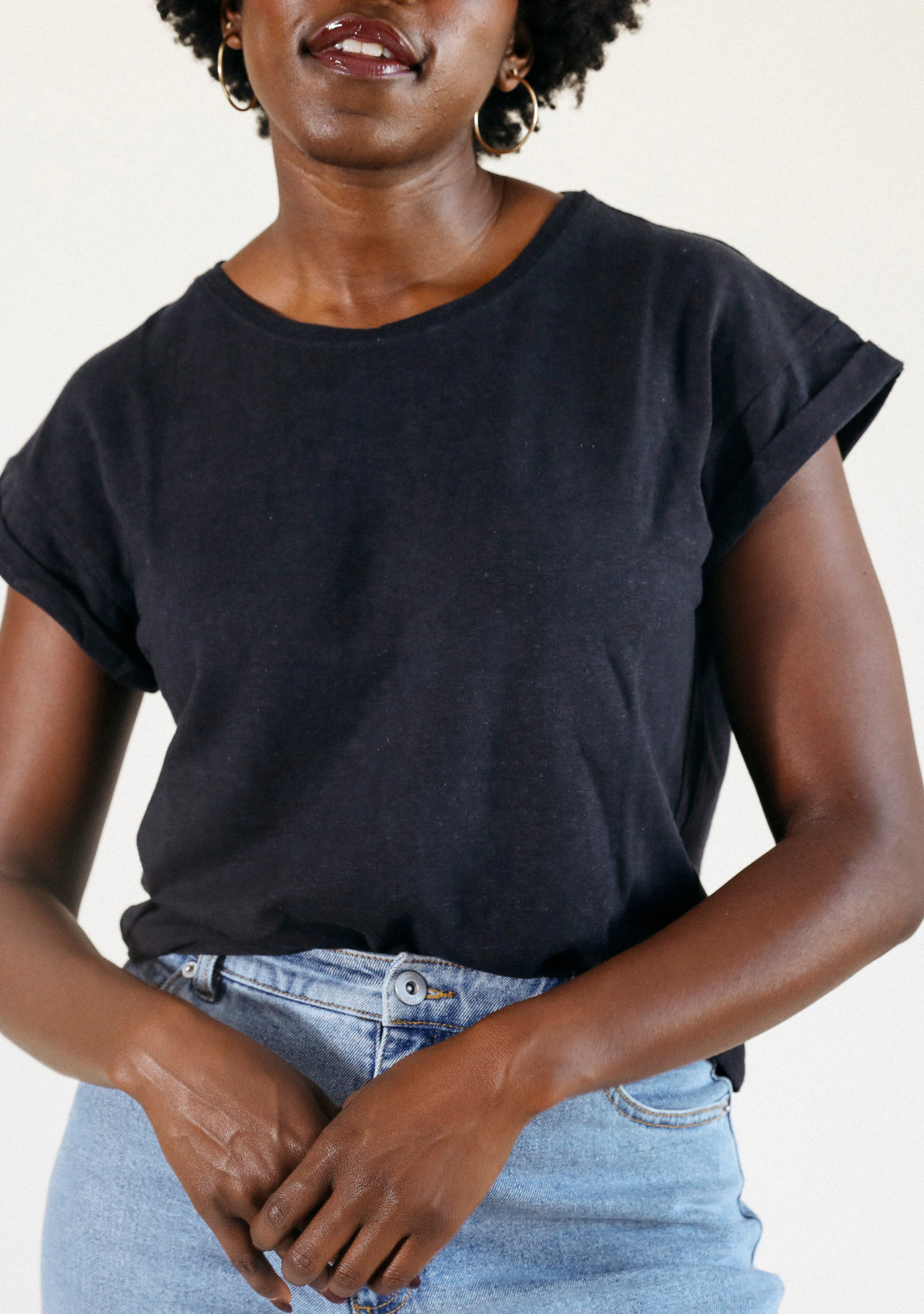Size-inclusive hemp and organic cotton tee for women