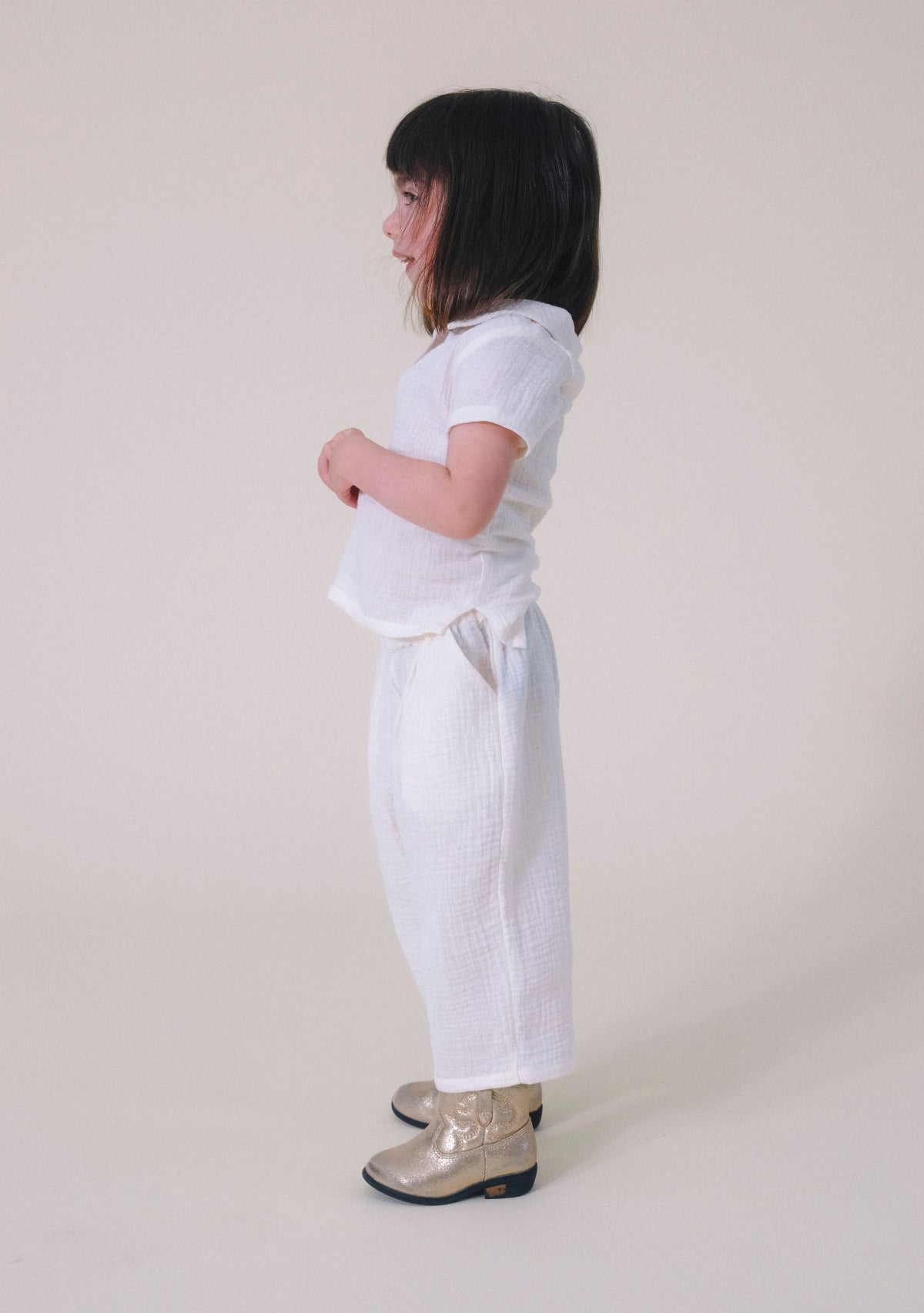 Summer Organic Cotton Gauze Toddler Matching Set in color Ivory, Brown, and Black. Sustainable clothes for toddlers