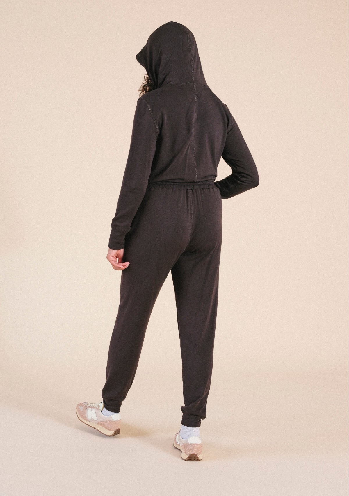 Classic Cuffed Women's Joggers in dark brown. Drawstring and side slit pockets. Made in sizes XS-3X 