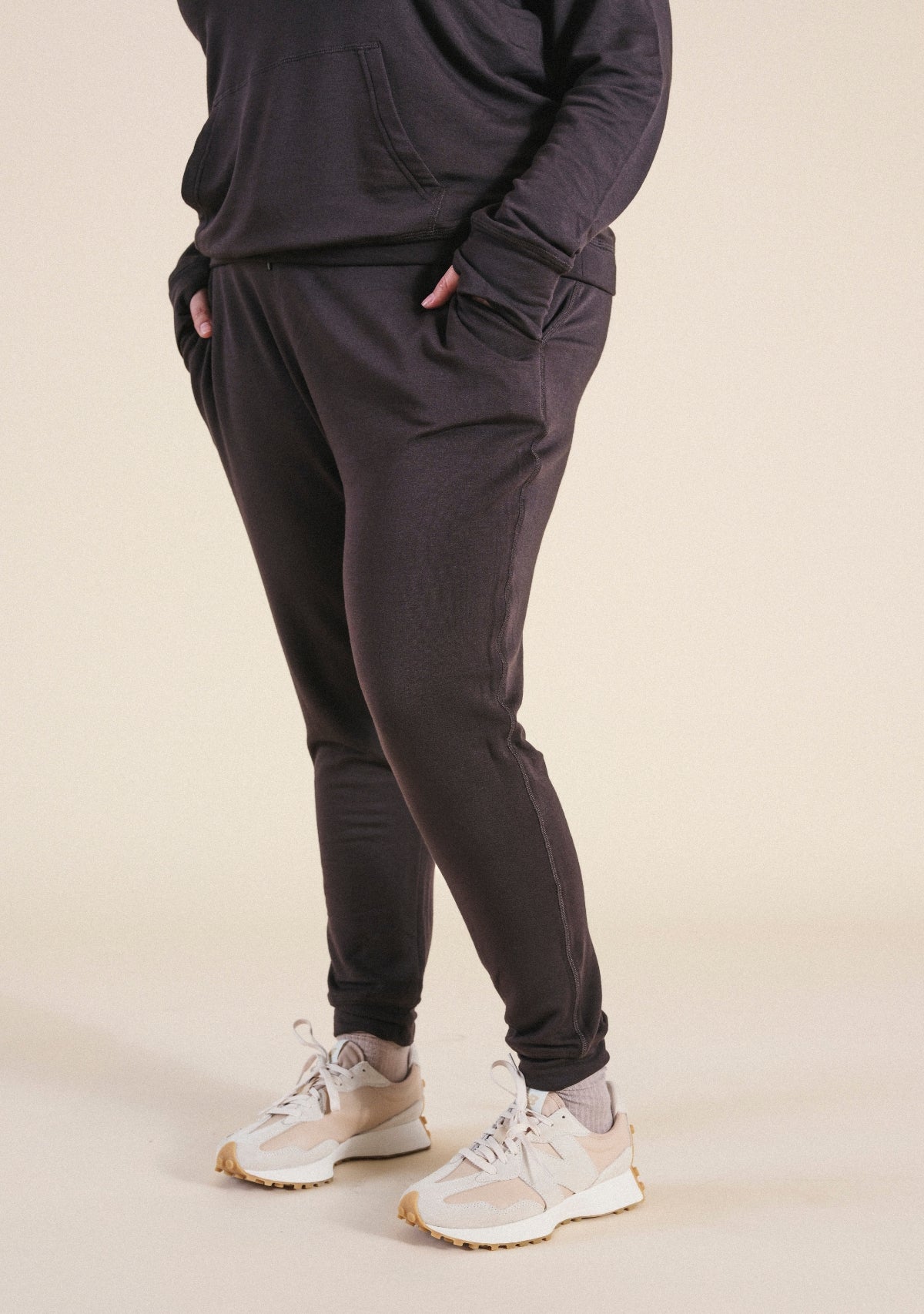 Classic Cuffed Women's Joggers in dark brown. Drawstring and side slit pockets. Made in sizes XS-3X 
