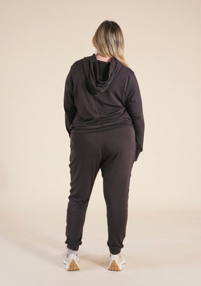 Classic Cuffed Women's Joggers in dark brown. Drawstring and side slit pockets. Made in sizes XS-3X 