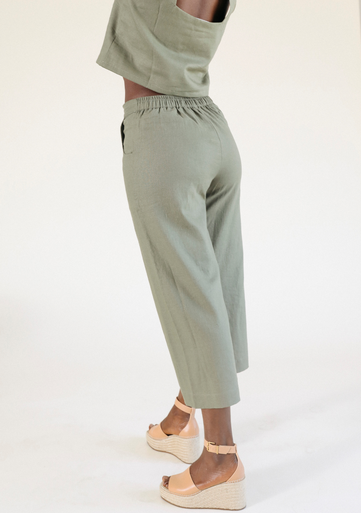 women's linen pant size XS-3X size inclusive color olive